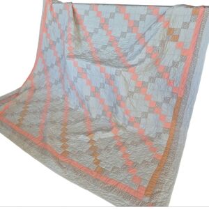 Vinrage Hand Made Quilt 94 Inches X 84 Inches